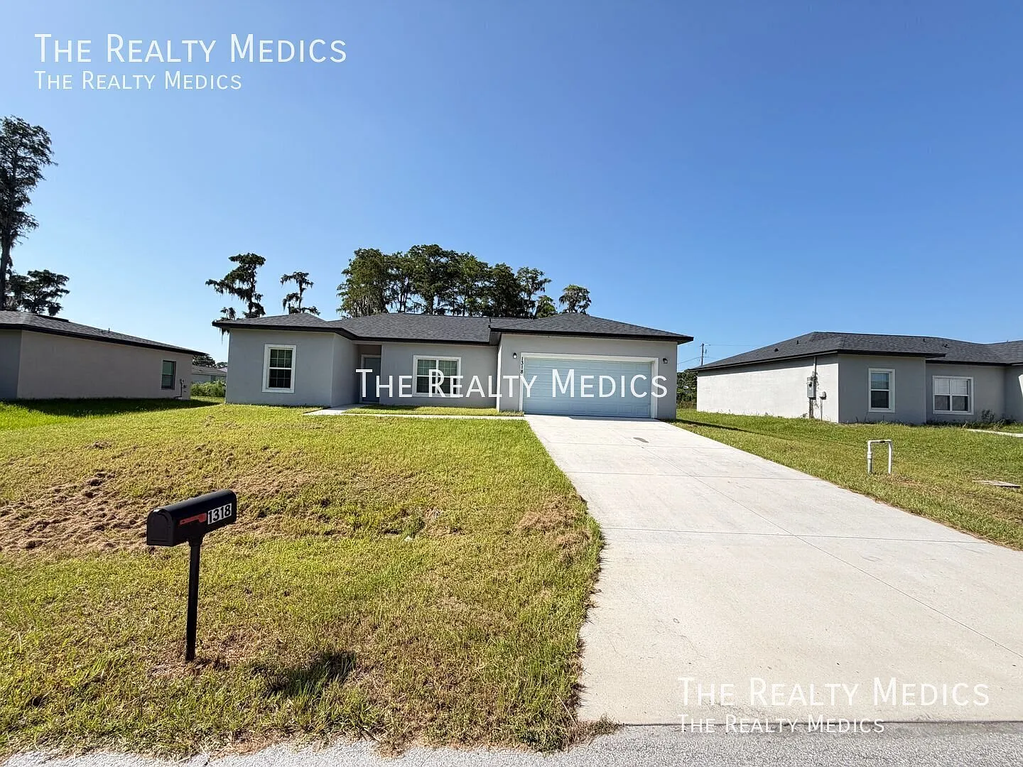Stunning 3 Bedroom / 2 Bath Home In Palm Bay! Available Now — Photo 2