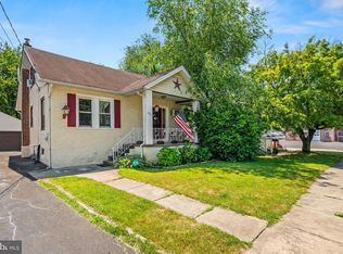 221 Cricket Ave, Glenside, PA 19038