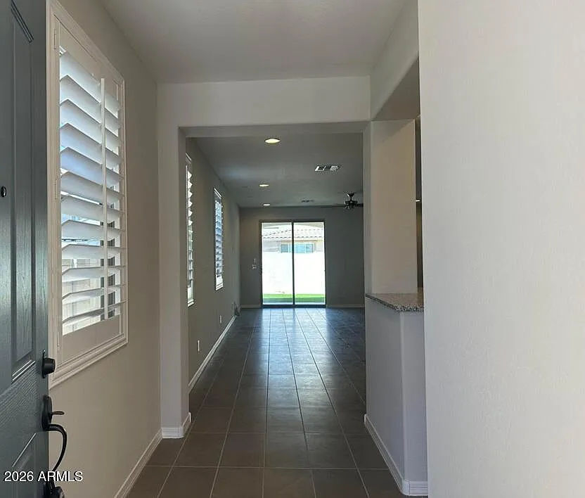 4 bed, 2.0 bath, 1869 sqft, $2,375 — Photo 3