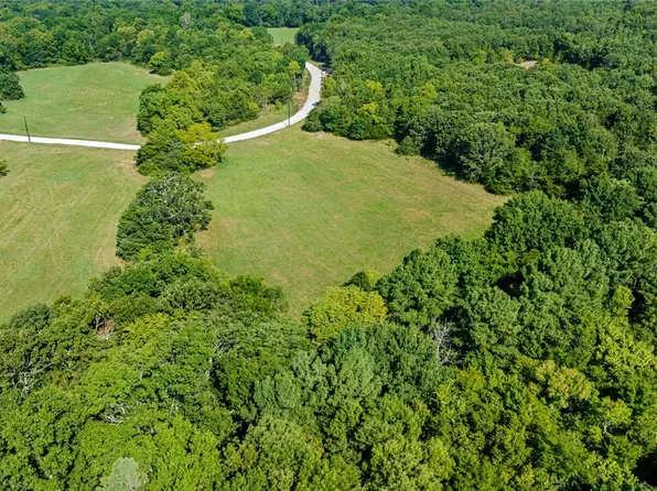 708 E Bowen Blvd #2, Fayetteville, AR 72703