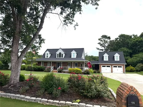 135 Meadow Lakes Blvd, Cedartown, GA 30125