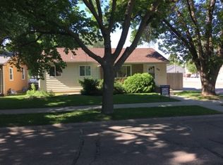 400 W 13th Ave, Mitchell, SD 57301