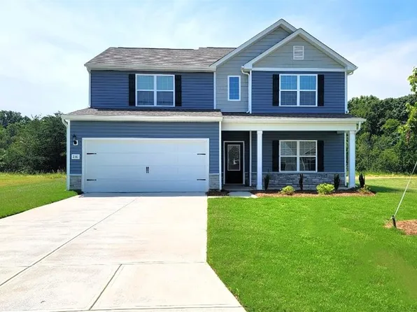 236 Macintosh Dr, King, NC 27021