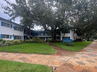 800 Beach Dr NE #12, Saint Petersburg, FL 33701