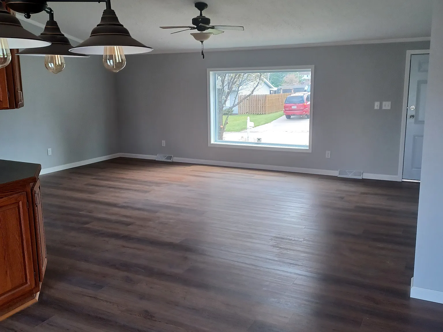 3 bed, 1352 sqft, $1,400 — Photo 4