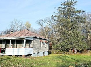 308 Palestine Rd, Salix, PA 15952