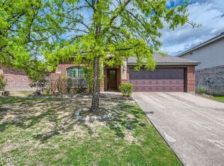 207 Rawhide St, Waxahachie, TX 75165