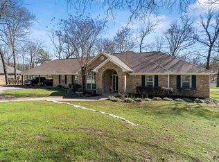 410 County Road 4220, Mount Pleasant, TX 75455