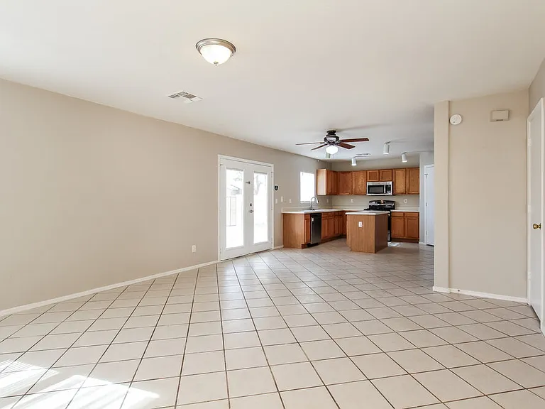 6249 W Encinas Ln — Photo 8