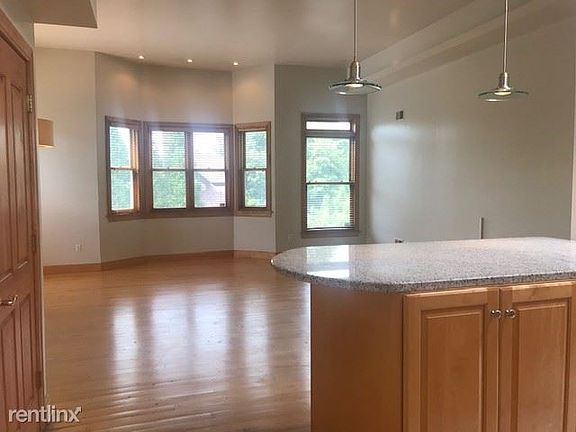 Island view to living space