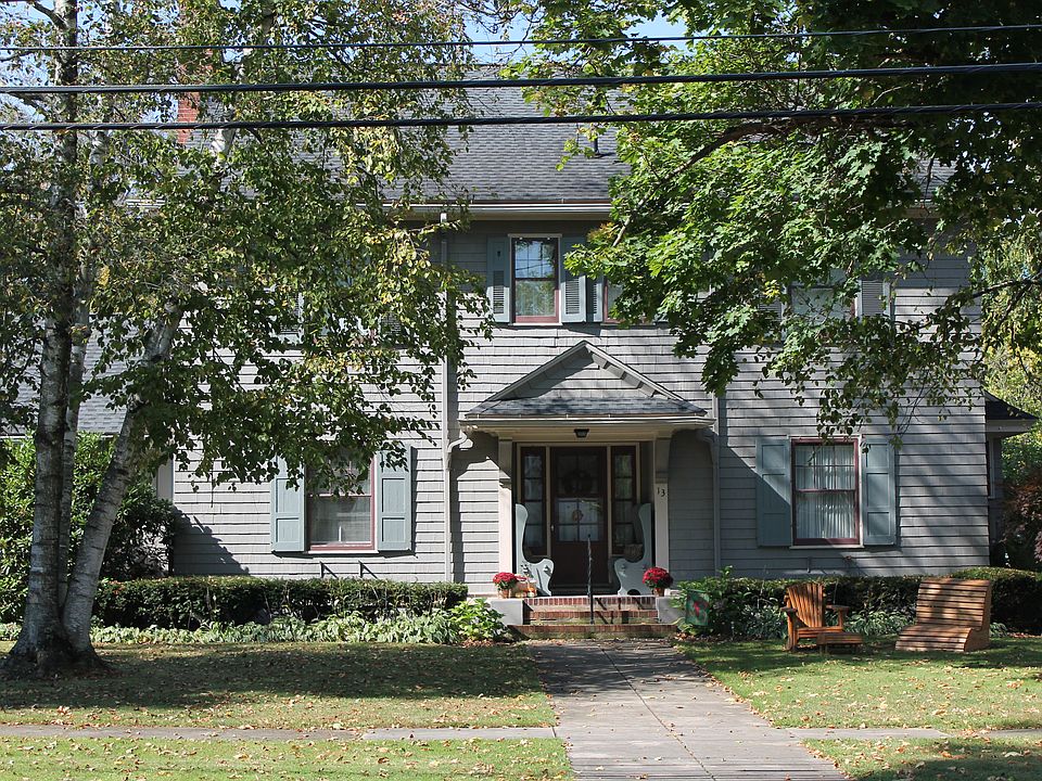 Church St View--Front 