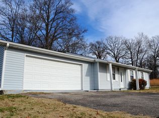 350 Trenton Hwy, Milan, TN 38358