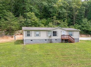 25 Lost Spring Ln, Lexington, VA 24450