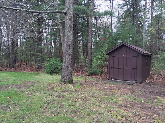 4th image of 60 Campbell Dr