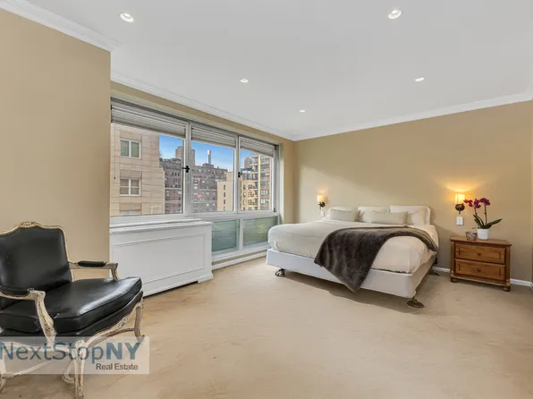 201 East 80th Street image 9 of 14