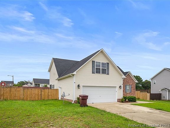 3rd image of 181 Lockwood Dr