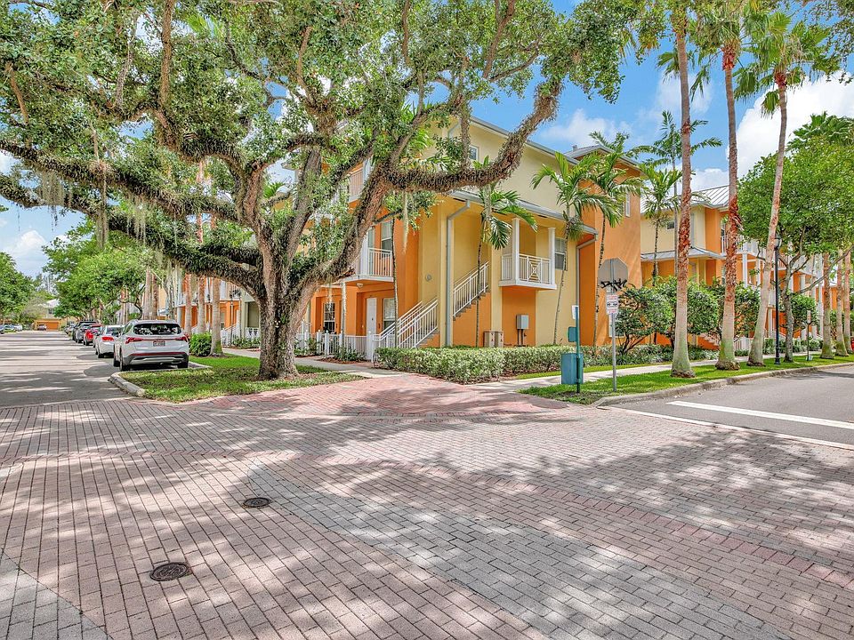 1st image of 343 SW 13th Terrace #343