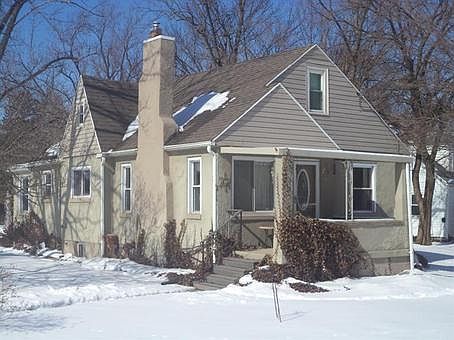 1st image of 3425 Sharon Ave