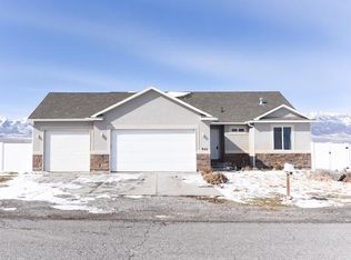 922 Quirk St, Grantsville, UT 84029