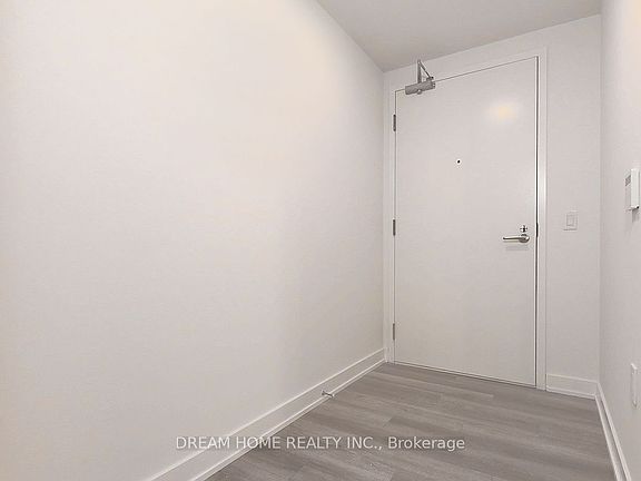 3rd image of 238 Simcoe St #1608