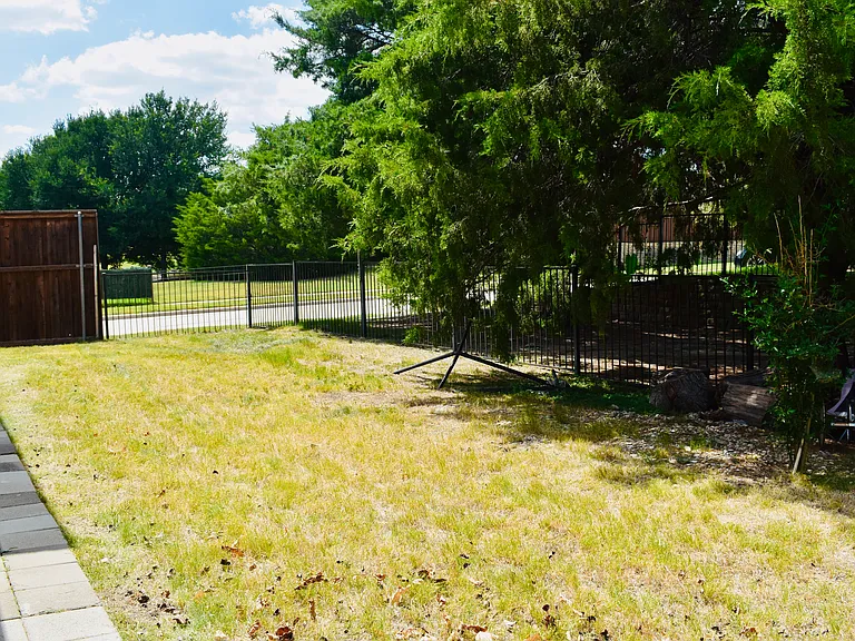 134 Turnberry Ln — Photo 23