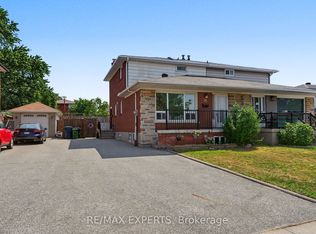 25 Riverton Dr, Toronto, ON M9L 2N8