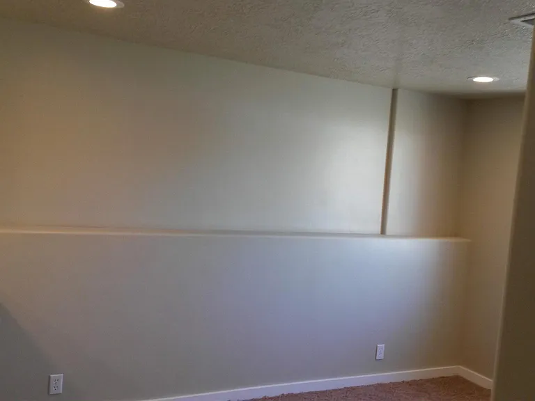 2090 W Theresa Cv — Photo 7