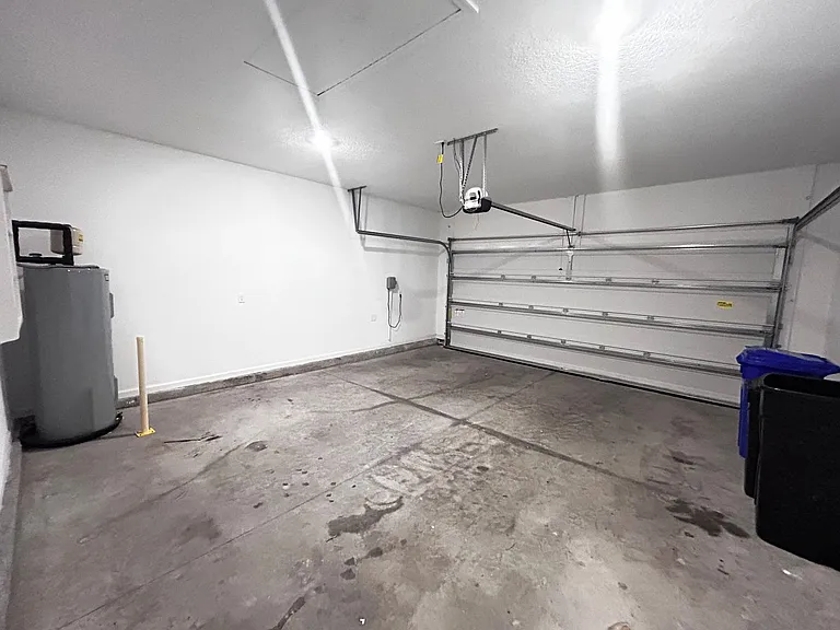 23 Lake Sinclair St — Photo 29