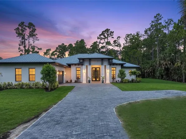 933 11th ST SW, NAPLES, FL 34117
