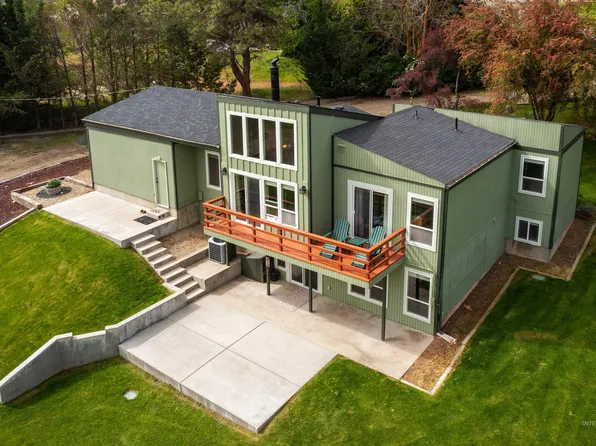 6950 S Santa Cruz Dr, Boise, ID 83709