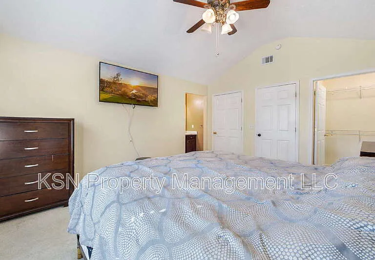 13 Orchid Ln — Photo 28