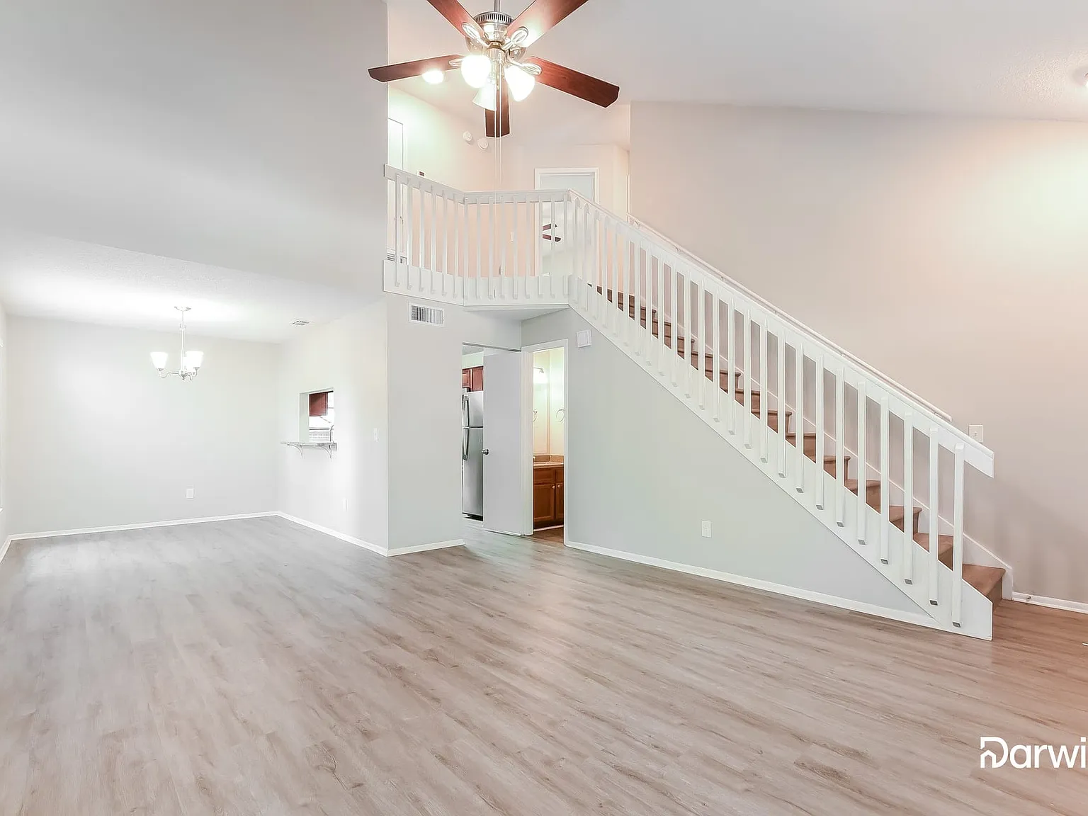 3 bed, 2.0 bath, 1739 sqft, $2,375 — Photo 3