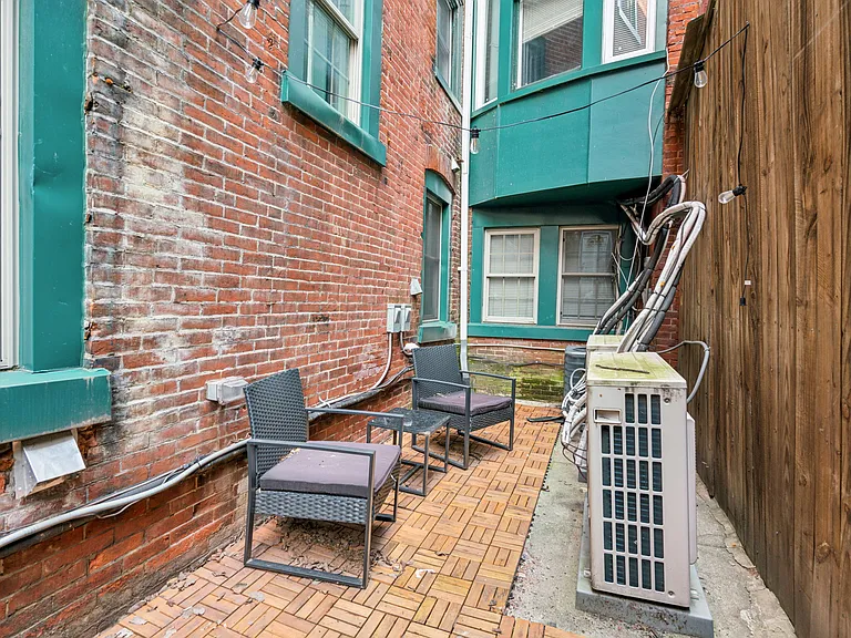 1721 Pine St #B — Photo 30