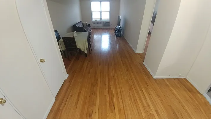 Rented by Metro Garden Realty NYC | media 37