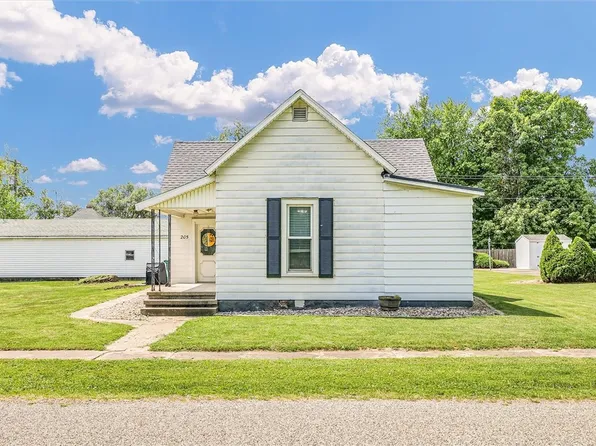 205 N Grove St, Fithian, IL 61844