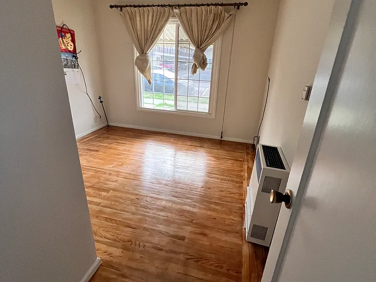 1472 Pacific Ave — Photo 9