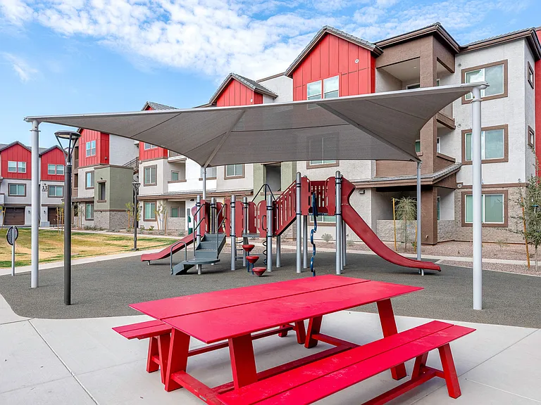 Weylyn Luxury Apartments — Photo 63