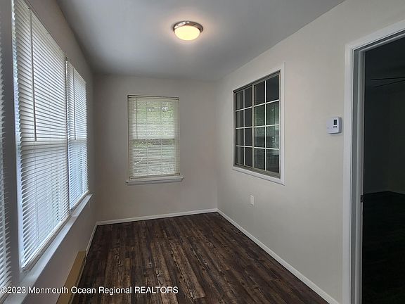 5th image of 6D Pembroke Ln Space 52
