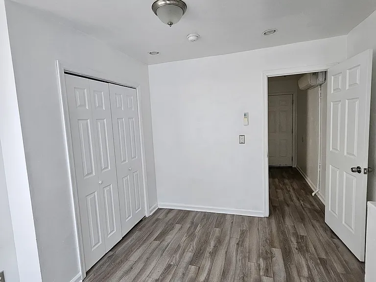 926 Belmont Ave #2 — Photo 11