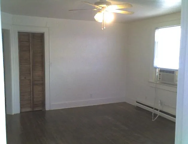 1945 E Ocean View Ave #4 — Photo 2