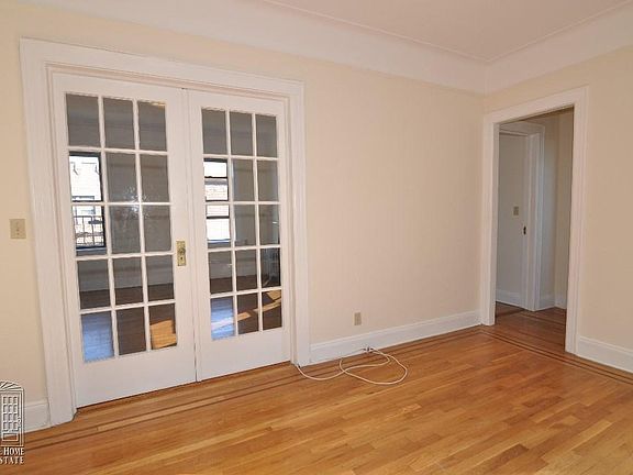 5th image of 4518 42nd St APT 4B