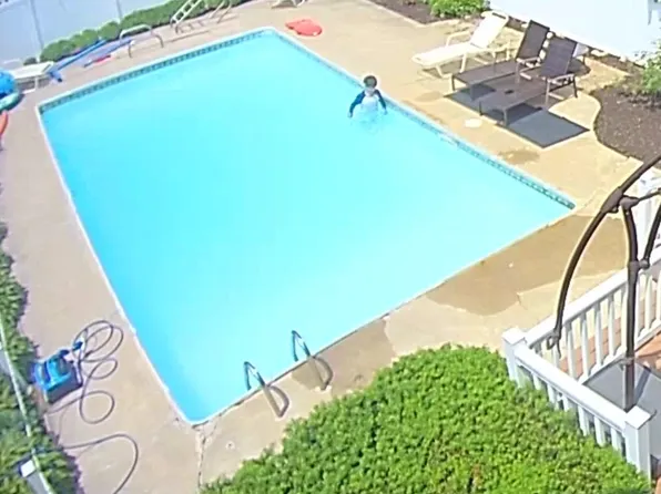 W3528 Wildwood Dr, Lake Geneva, WI 53147