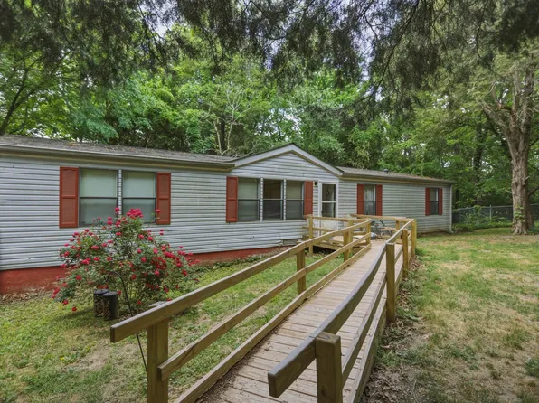 1024 Pickle Knight Rd, Joelton, TN 37080