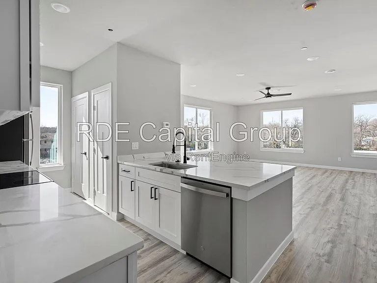 948 S Corinth Street Rd #1 — Photo 34