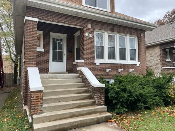 1345 S 60th Ct, Chicago, IL 60804