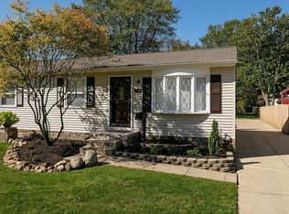 2130 E Bailey Rd, Cuyahoga Falls, OH