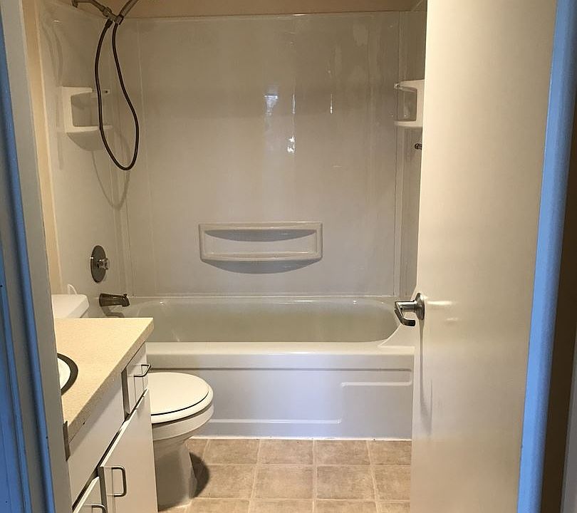 1st image of 1221 Taylor Ave N APT 401