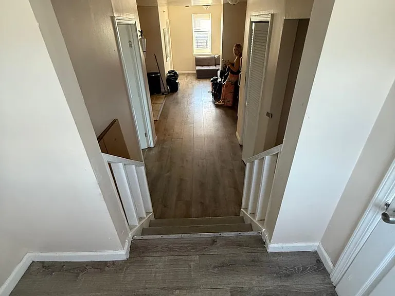 18 Van Houten St #4 — Photo 6