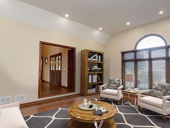 4th image of 4N471 Mountain Ash Dr