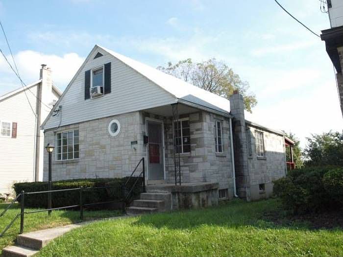 1037 Howertown Rd, Catasauqua, PA 18032 Zillow